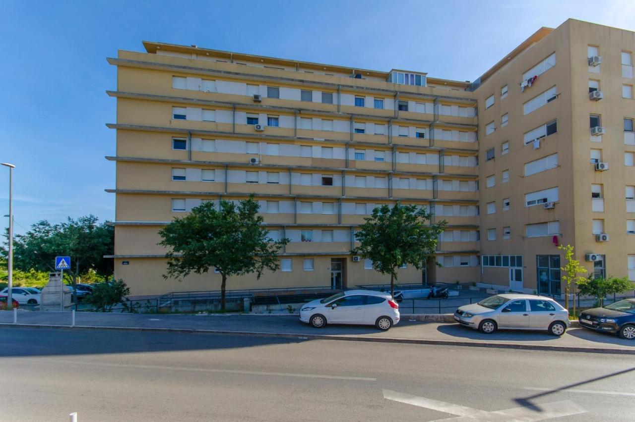 Modern Apartment With Sea View And Secure Garage Сплит Екстериор снимка