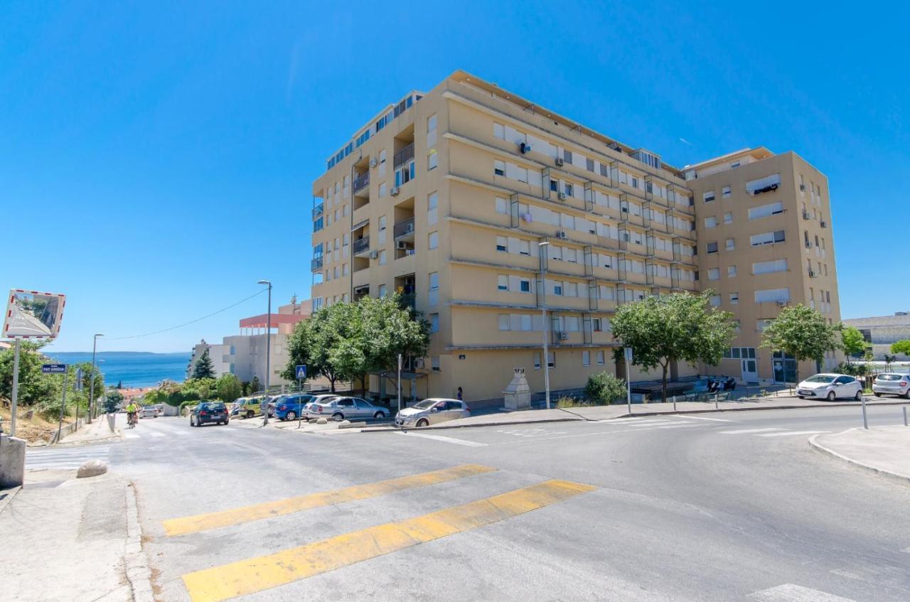 Modern Apartment With Sea View And Secure Garage Сплит Екстериор снимка